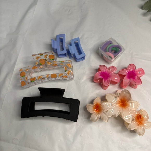 None Accessories - New Hair clips gift set 2